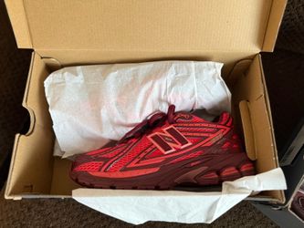 NEW BALANCE 1906R