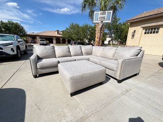 Sectional Couch - Free Delivery
