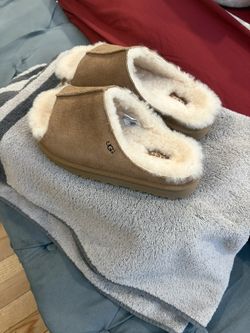 Uggs Women Greenport Slides Size 5