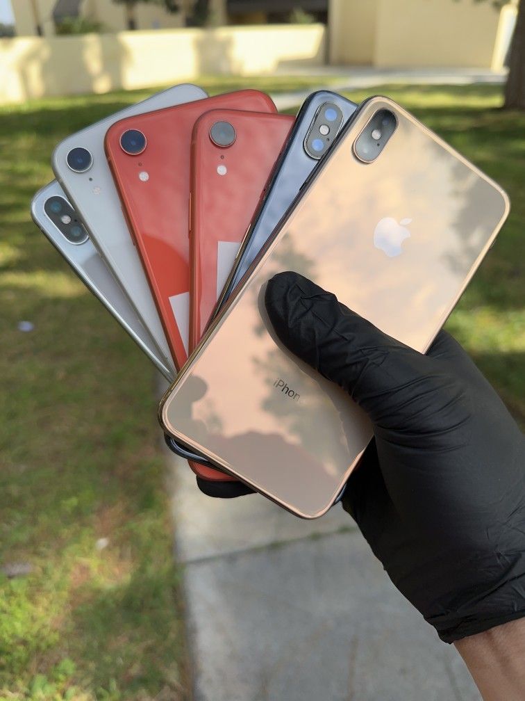 iPhone 8 / 8 Plus / X / XR / XS Max & Unlocked / International Available