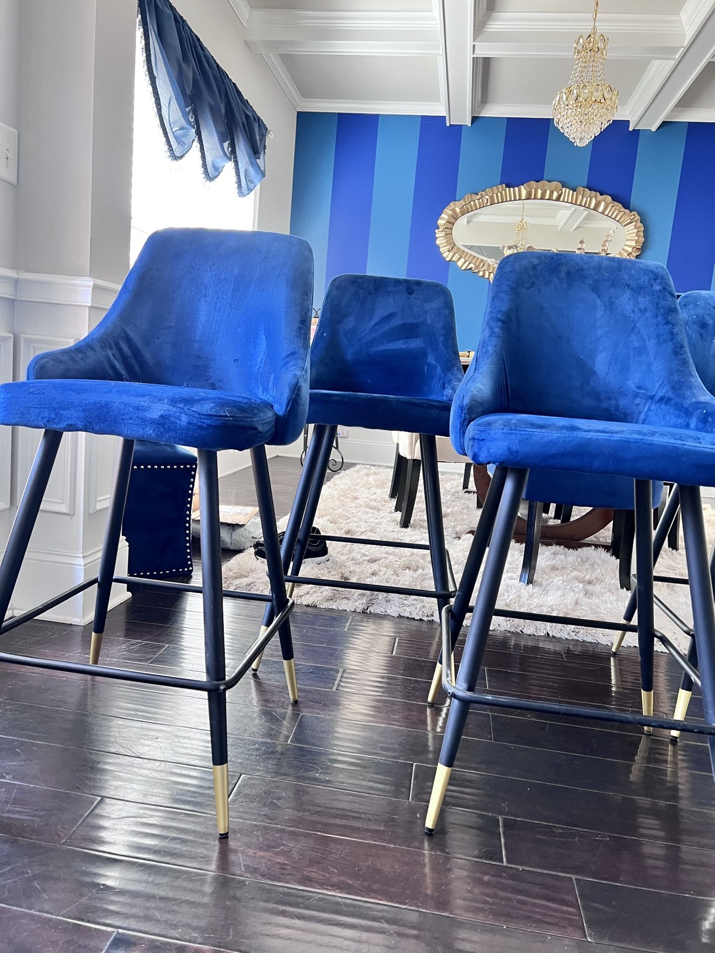 4 Bar Stools