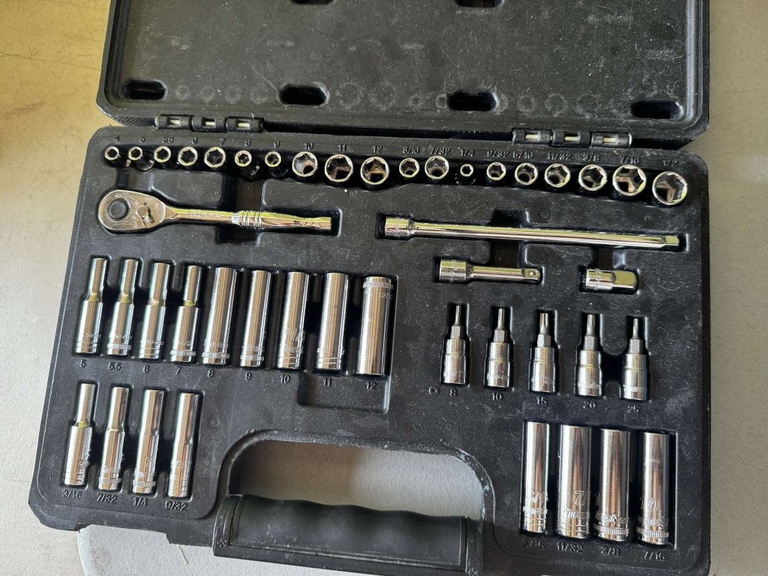 Duralast 1/4" Tool Set