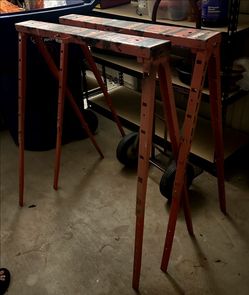 Steel folding sawhorses