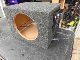10" subwoofer box and 600 watt amp
