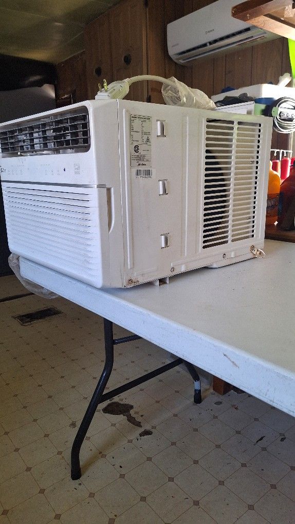 Window a.c. 12000 Btu Ac De Ventana 12000 Btu