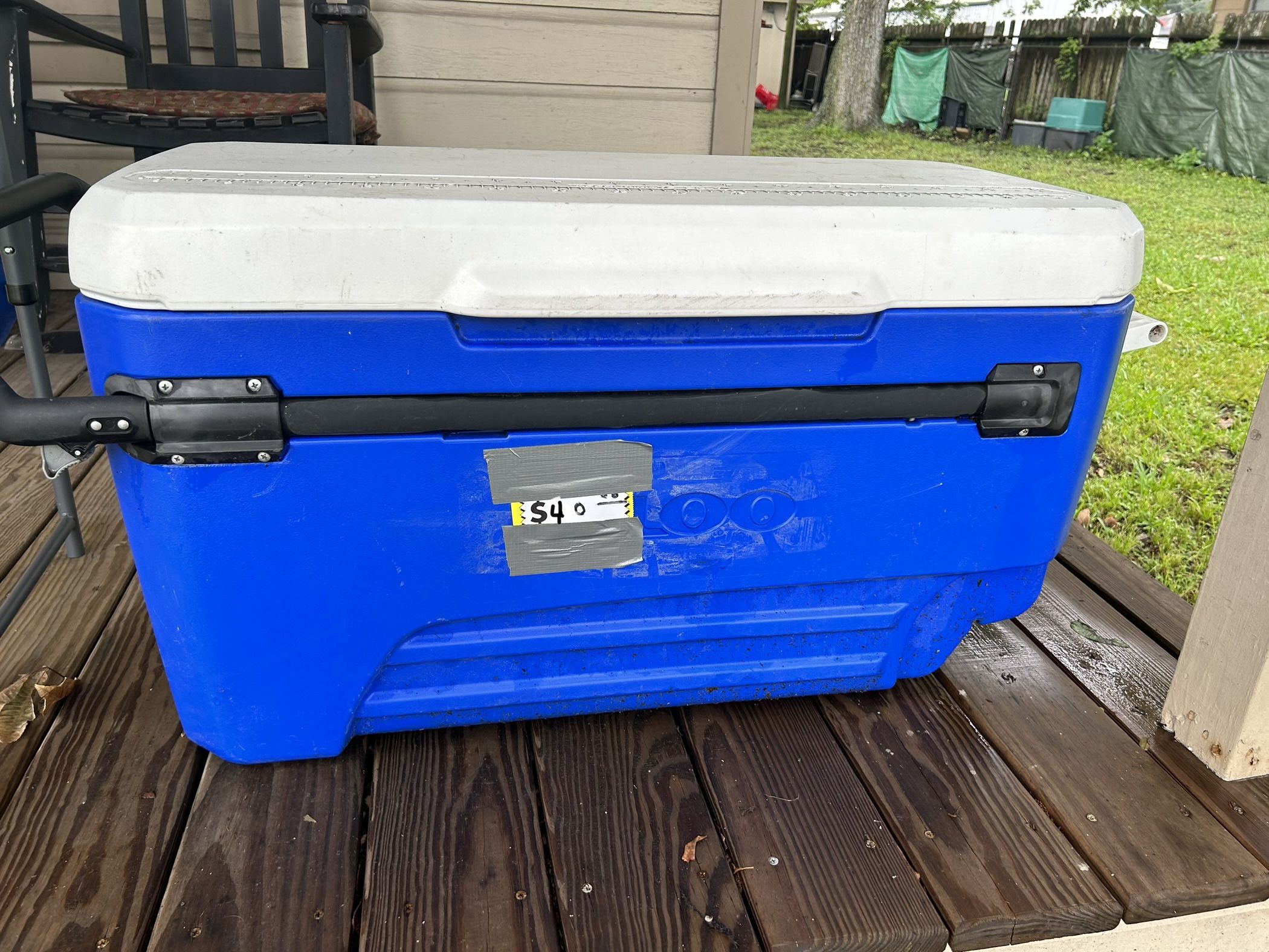 Ice chest for Sale in Houston, TX OfferUp