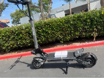 iENYRID S1 48V/15Ah 700W Electric Scooter