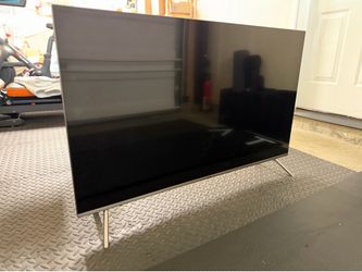 Samsung 49" MU8000 Premium 4K UHD Smart LED TV (2017) – Excellent Condition!