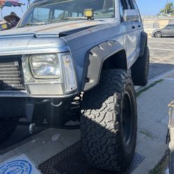 1990 Jeep Cherokee
