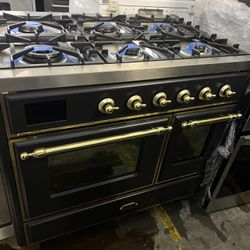 Italian 42” Dual Fuel Gas Range 