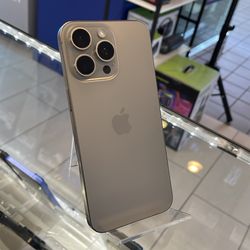 15 Pro Max 512GB Liberado Unlocked