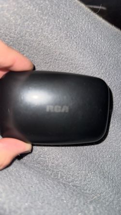 RCA earphones