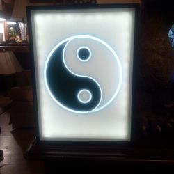 Ying/Yang  Illuminated Bookend  Accent. 