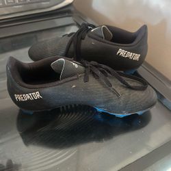 Predator Cleats Youth Size 2