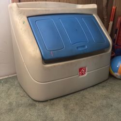 Toy Box