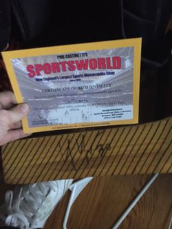 Tim Thomas signed hockey stick