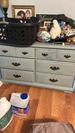 Six drawer dresser