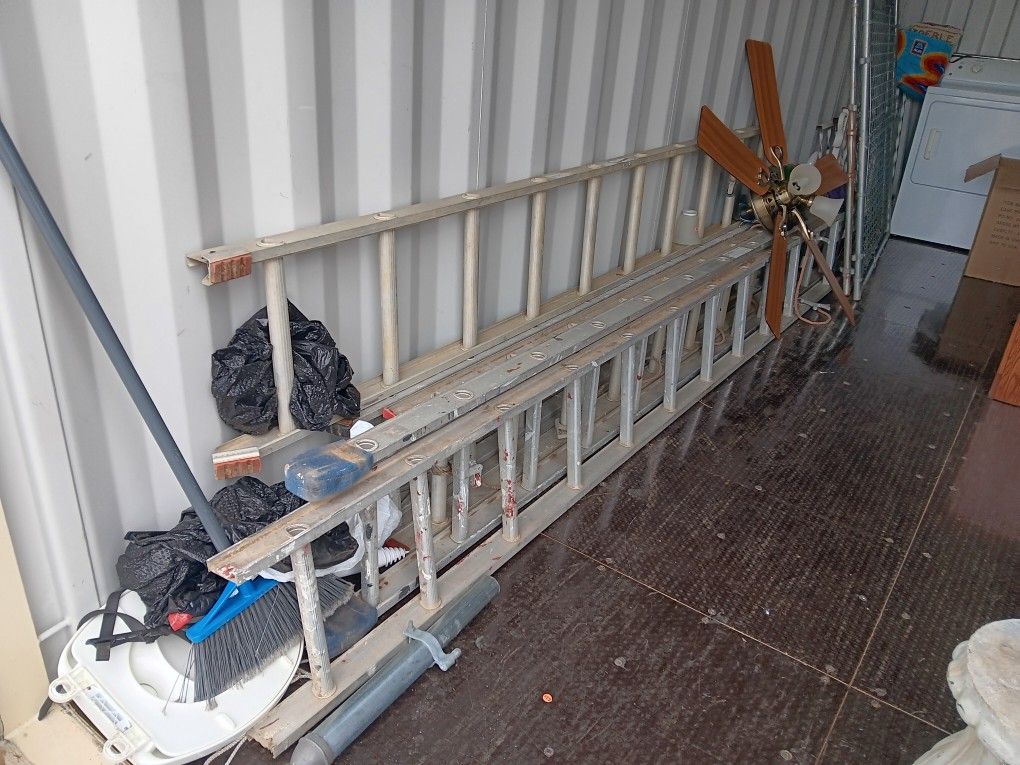 Aluminum Extension Ladders