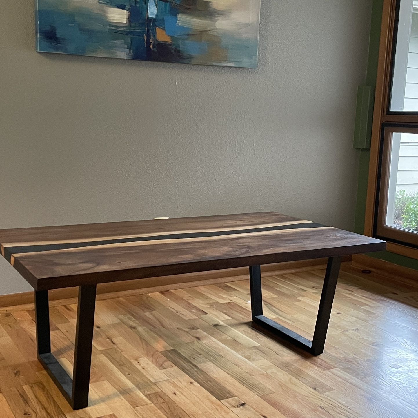 World market 2024 resin table