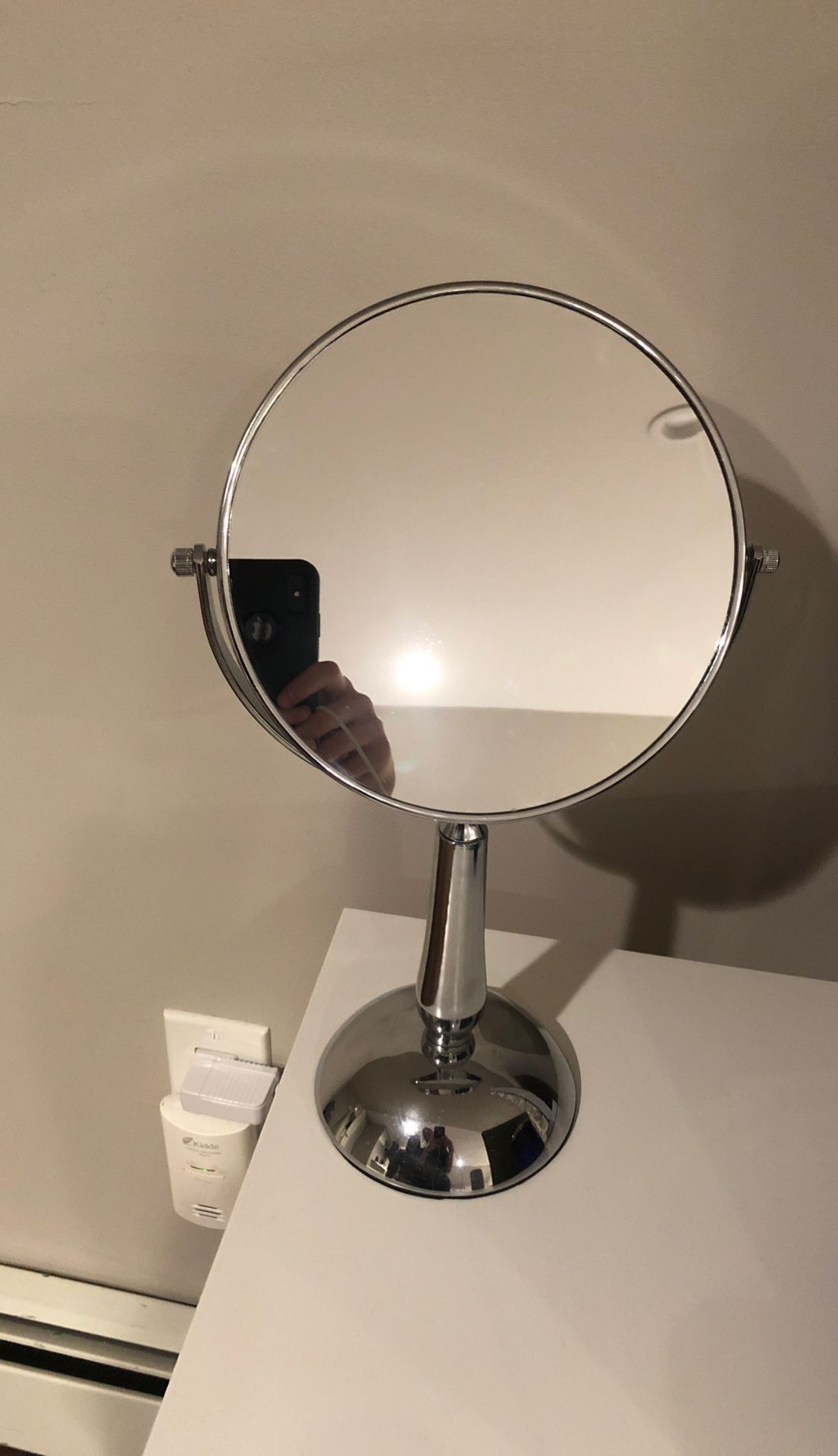 Small vanity mirror