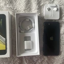 Apple New Total Wireless Prepaid - Apple iPhone SE (64GB) - Black [Locked to Carrier – Total Wireles