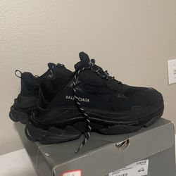 Balenciaga Triple S