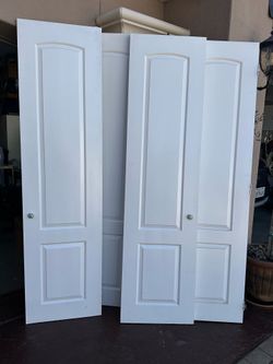 Solid Core, Bi-Fold Closet Doors