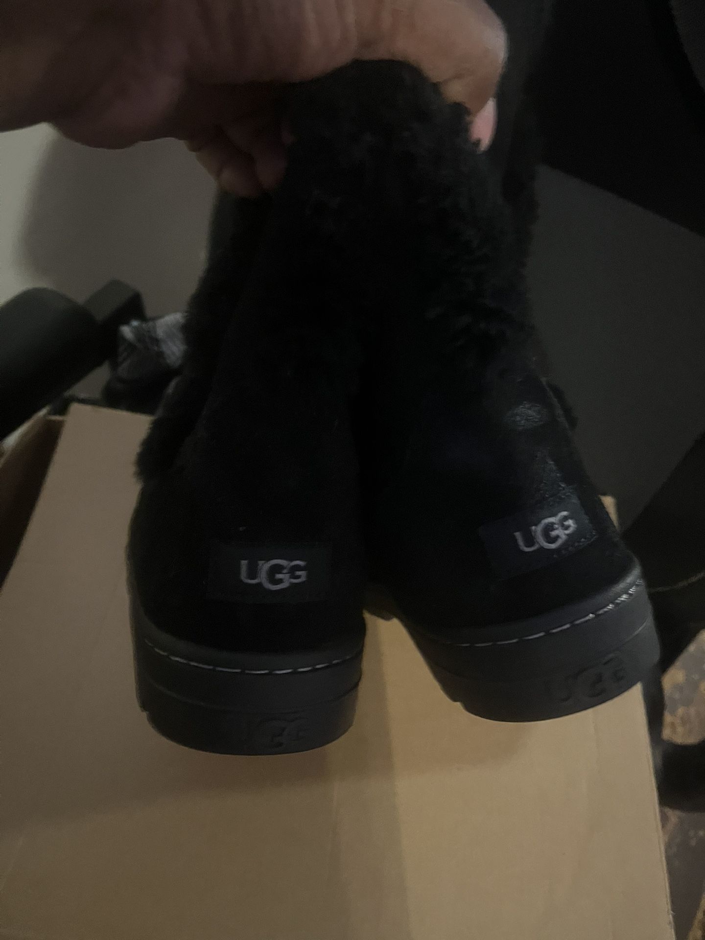 Woman Ugg Boots Size 10
