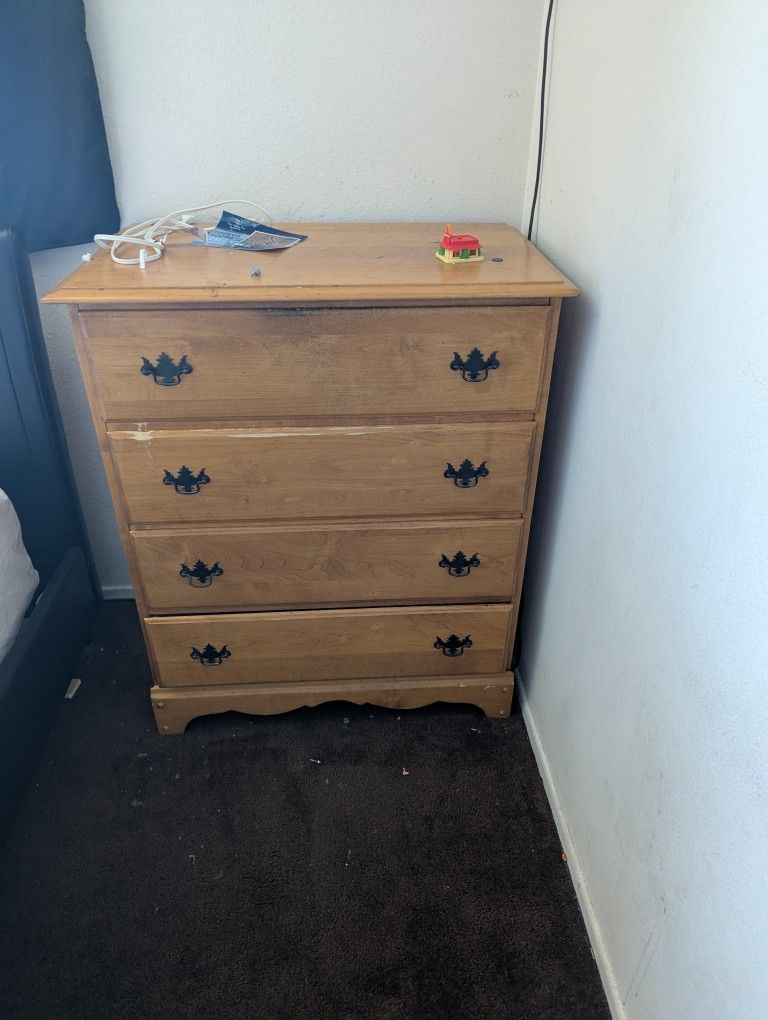 Dresser