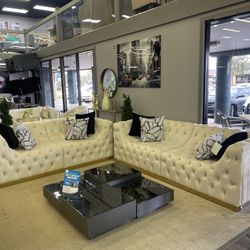 Noralie Ivory Velvet Living Room Set / 2pc