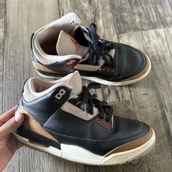 Desert Element 3s Size 8.5 Men’s 