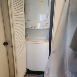 GE washing machine 3.8 cubic feet, height is 75 inches high, 26 inches wide, 30 inches deep