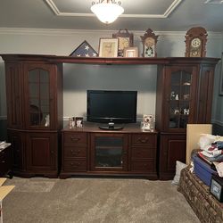 Entertainment center $250 obo