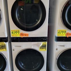 LG ThinQ WashTower Single Unit Front Load Washer 4.5 Cubic Feet Dryer 7.4 Cubic Feet