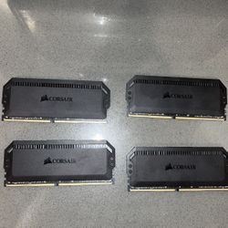 Corsair Dominator Platinum RGB 64GB (4x16GB) DDR4 DIMM 3200MHz RGB Memory Kit