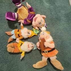 4 Plush Characters From Seven Dwarfs Excellent Condition C Description