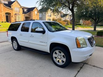 2009 GMC Yukon XL · Denali Sport Utility 4D