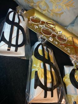 Millionaire Celebrity Lab Stones UV coat clear sunglasses wood. Look Like Money *One (1) Lightweight Luxe Style *Comes with a white protective case fo