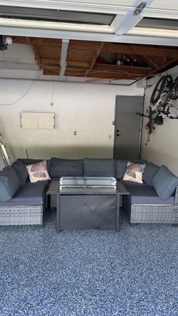 Outdoor patio furniture set with fire pit