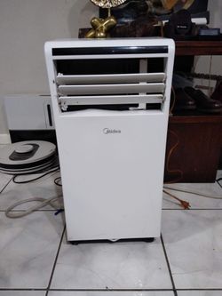 Midea 5000btu 3in 1 portable air conditioner.