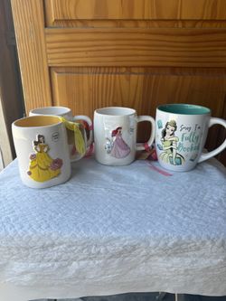Disney Cup New $ 6.99 Each one