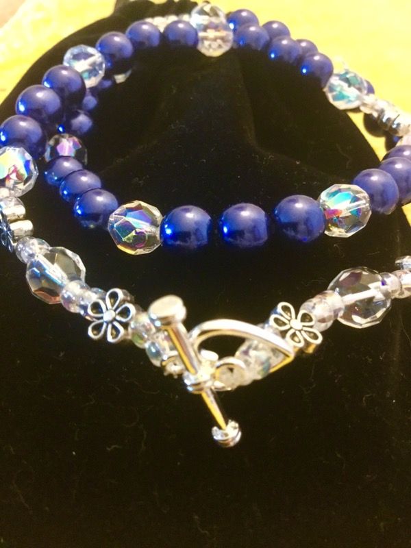 Fashion necklace Bead Gallery πΏπ¦πΏ Blue Glass Pearls & Crystals & silver flowers and Heart toggle clasp π