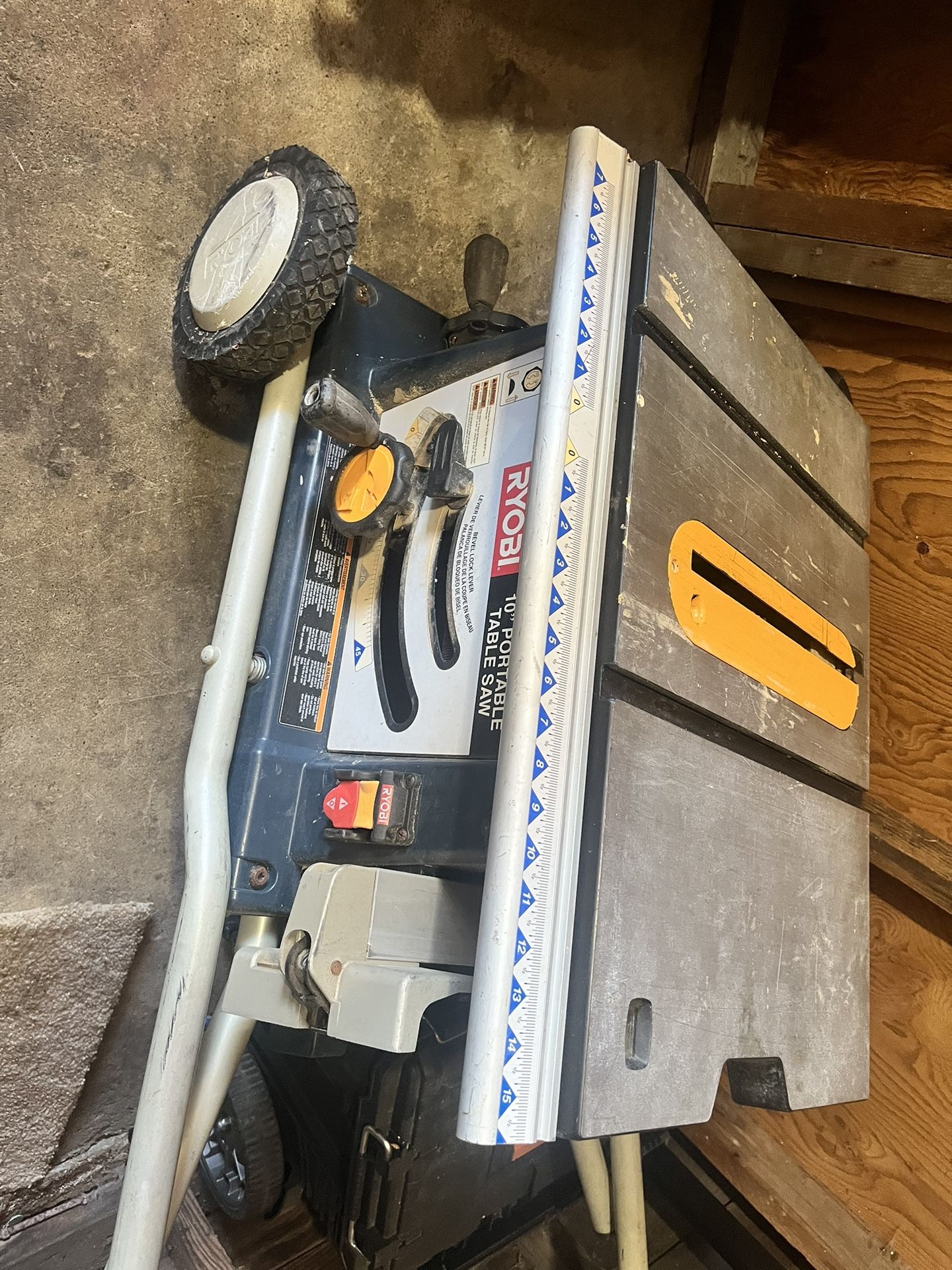 Table saw