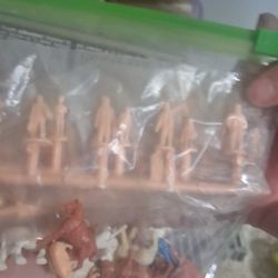 Ho scale railroad scene accessories 