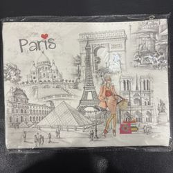 Paris clutchpurse