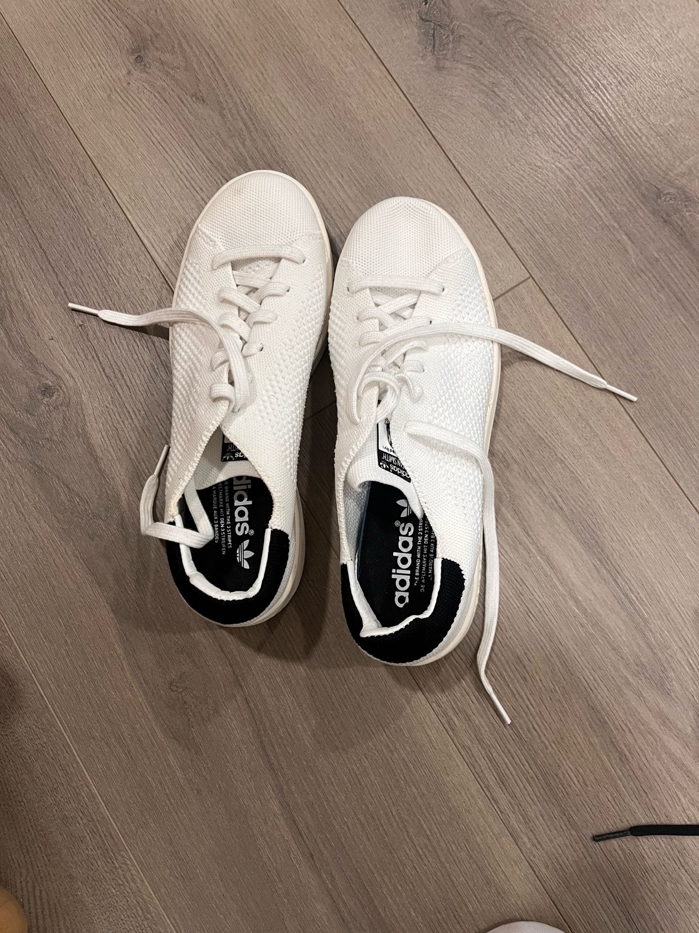 Mens adidas tennis shoes