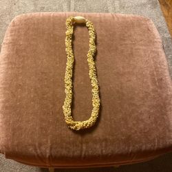 Shell Lei Hawaiian Mongo