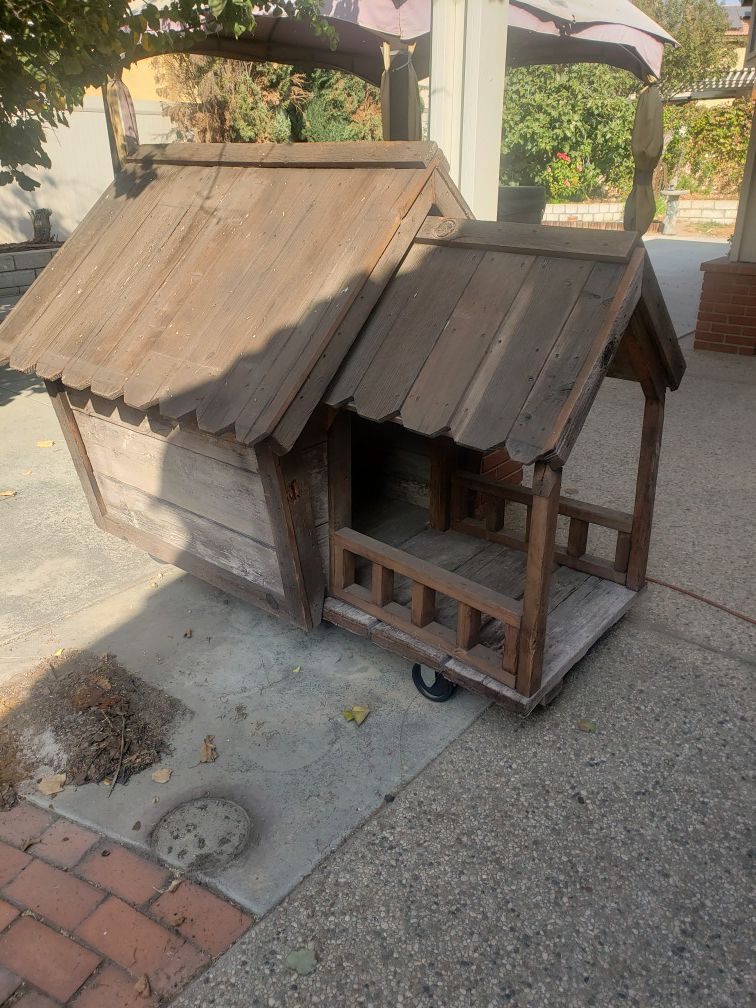 Free Dog house!