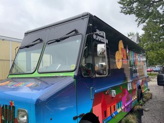 2011 Workhorse Food Truck – Full Commercial Kitchen – Inspection Ready – $64,000