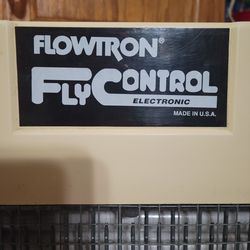 ** NEED GONE ASAP ** Vintage Flowtron Commercial Fly Control